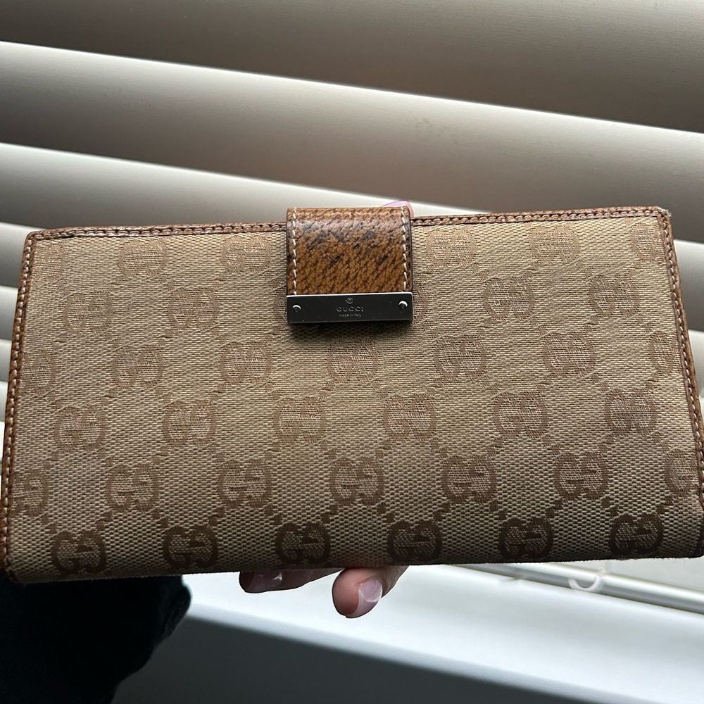 Gucci GG Tan Canvas Python Strap and Brown Trim Continental Wallet